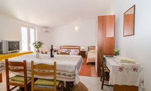 Standard Apartment, Multiple Beds | Free WiFi, bed sheets - Guest House Sobra (Mljet)