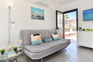 TV - Beach Apartment in Playa del Cura 323 by VillaGranCanaria (Mogan)