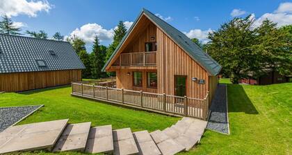 Lord Galloway 37 With Hot Tub, Newton Stewart