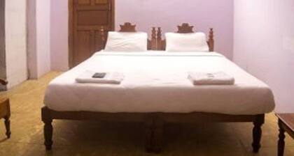 Saral Resort - In der Nähe von Serenity Beach und Auroville Beach