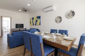 Apartment, 2 Bedrooms | Living room