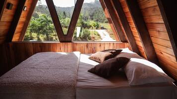 1 bedroom, premium bedding, free WiFi