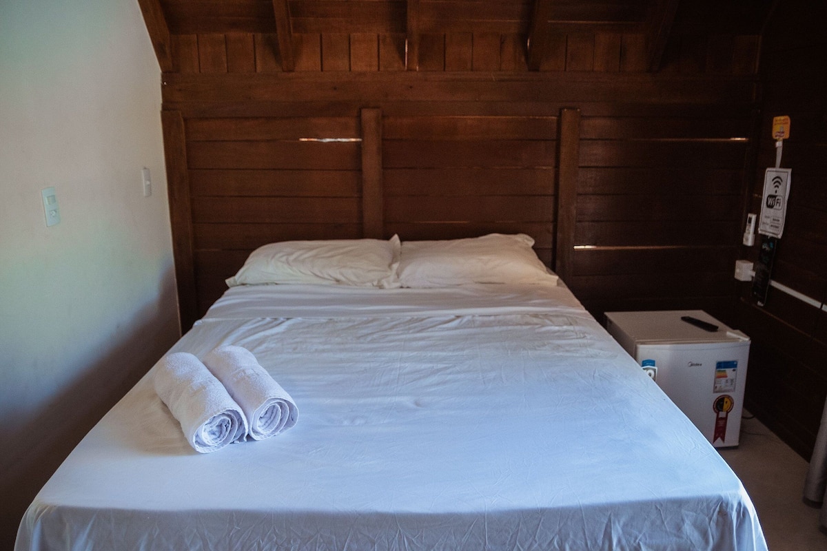 1 bedroom, premium bedding, free WiFi