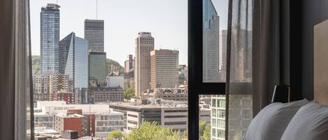1 chambre, bureau, rideaux occultants, chambres insonorisées