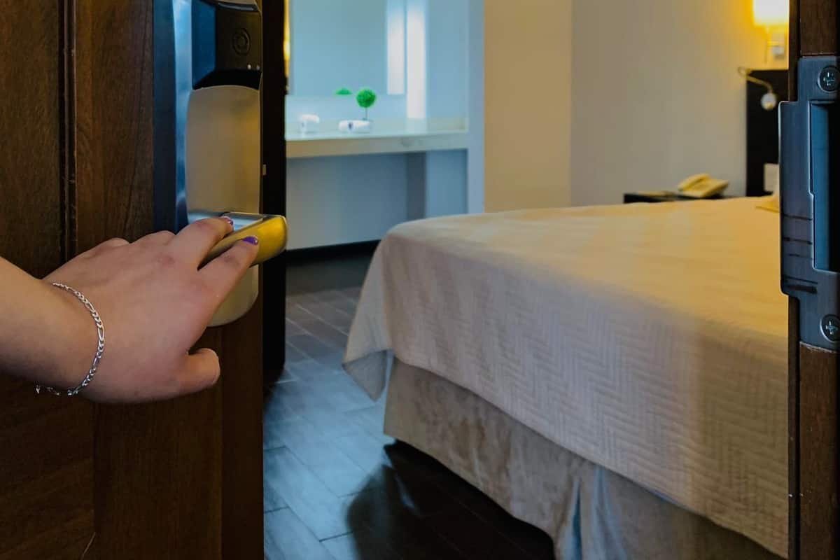 Suite | Iron/ironing board, free WiFi