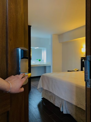 Suite | Iron/ironing board, free WiFi - Hotel Posada San Miguel (San Martin Texmelucan)