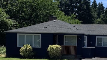 ุงูู
ูุดุฃุฉ ู
ู ุงูุฎุงุฑุฌ