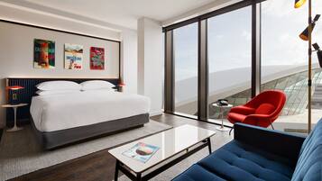 Suite ejecutiva, 1 cama King size (TWA View) | Ropa de cama de alta calidad y edredón