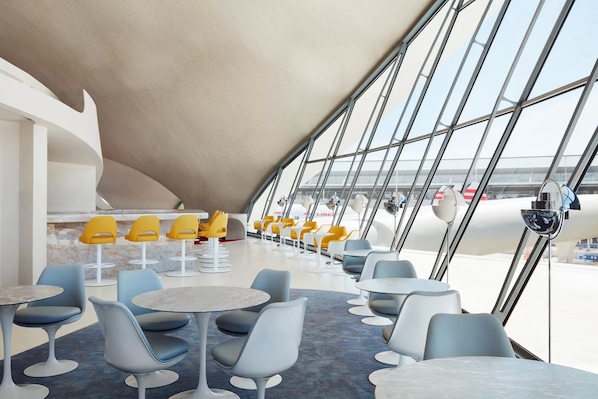 3 bars/lounges, rooftop bar, cocktail bar - TWA Hotel at JFK Airport (Jamaica)