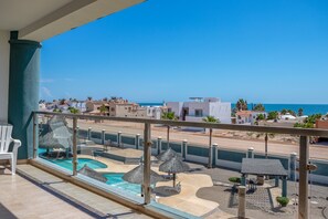 Luxe appartement | Uitzicht vanaf balkon