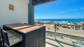 Linda Vista 508 | 2 bedrooms, Egyptian cotton sheets, premium bedding, iron/ironing board