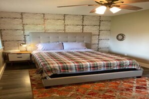 4 soverom, safe på rommet, skrivebord og wi-fi (inkludert)