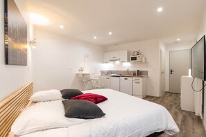 Room - CityCosy Strasbourg - Studio Hirtz Orangerie, CityCosy-Strasbourg : Studio Residence Hirtz (Strasbourg)