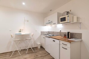 Private kitchen - CityCosy Strasbourg - Studio Hirtz Orangerie, CityCosy-Strasbourg : Studio Residence Hirtz (Strasbourg)