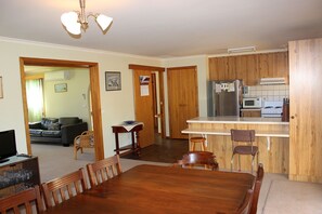 Interior - Jenny Wrens Nest at Cowes (Cowes)