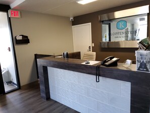 Concierge desk