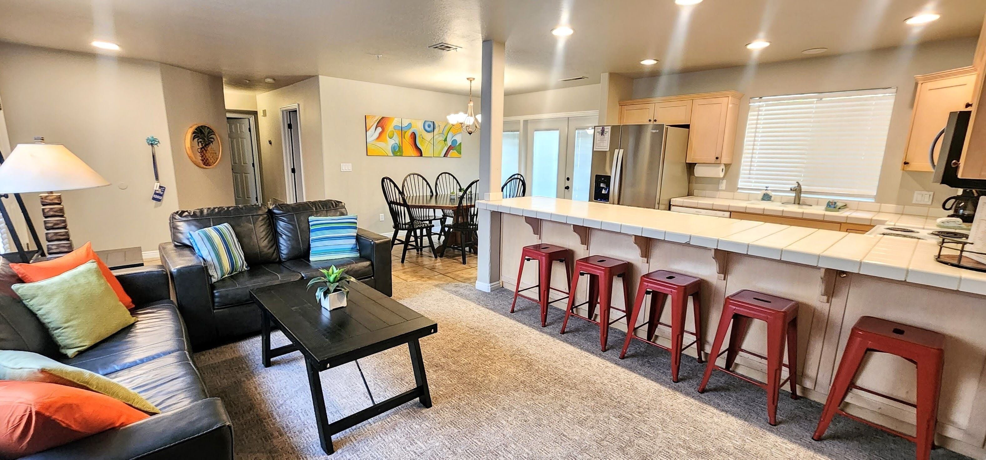 智能電視、乒乓球設施