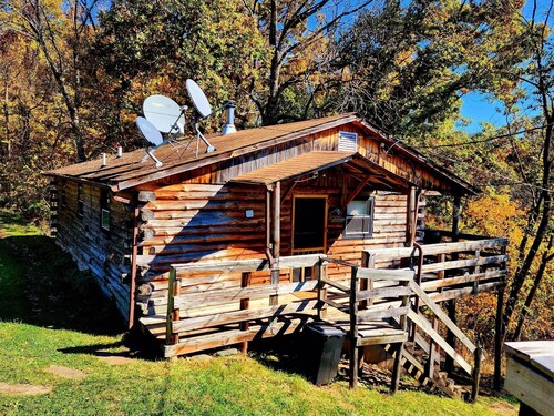 EL ÁGUILA Log Cabin en Mountaintop Ranch