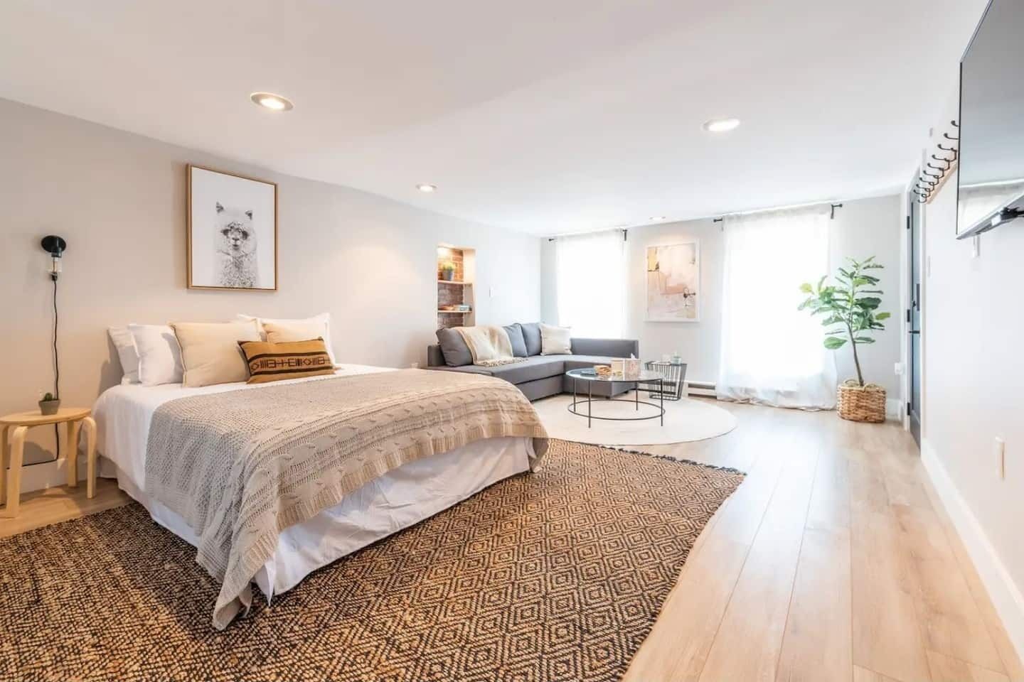 1 chambre, fer et planche à repasser, Wi-Fi gratuit, draps fournis