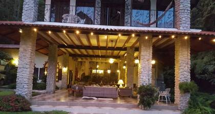 Villa privada en la selva tropical ubicada en las frías montañas de El Valle de Antón.