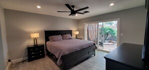 2 bedrooms, desk, iron/ironing board, free WiFi