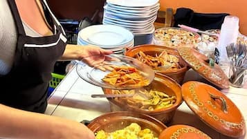 Tägliches nach Wunsch zubereitetes Frühstück gegen Gebühr