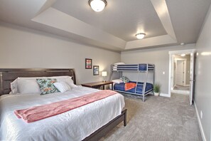 4 bedrooms, WiFi, bed sheets - 278 - Bear Lake Escapes. The perfect family get-away! (Garden City)