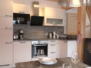 Fridge, microwave, oven, dishwasher - Superior #61 IR-Sauna by Interhome (Hohentauern)