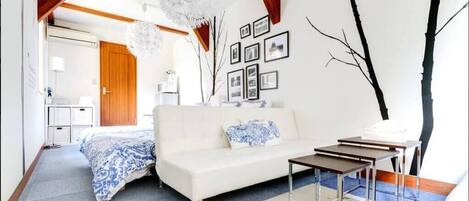 Flachbildfernseher, Netflix, Streaming-Dienste