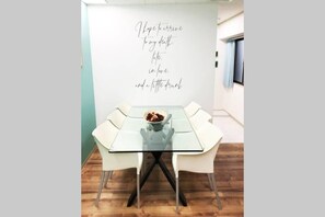 Family Room | In-room dining - Namba station Apt. (Osaka)