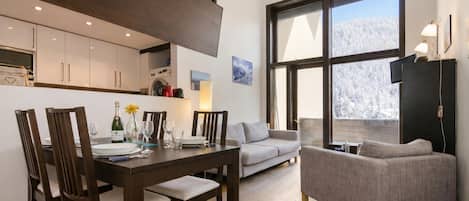 Living and dining room