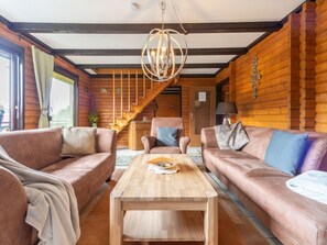 تلفزيون بشاشة مسطحة