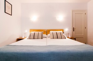 2 habitaciones, tabla de planchar con plancha y wifi gratis 