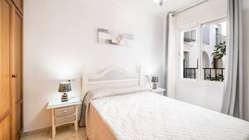 3 dormitorios, wifi gratis, ropa de cama