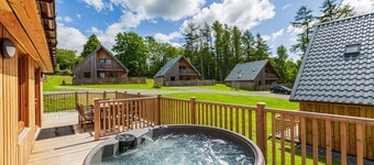 Lord Galloway 38 With Hot Tub, Newton Stewart