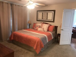2 habitaciones, tabla de planchar con plancha y wifi gratis 