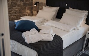 2 bedrooms, in-room safe, soundproofing, iron/ironing board