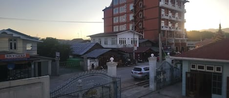 Pemandangan dari hartanah