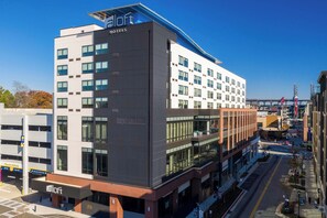 Exterior - Aloft Atlanta at The Battery Atlanta (Atlanta)