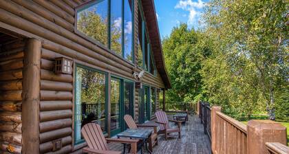 Kaunis uusi hirsimökki tulet rakastumaan!