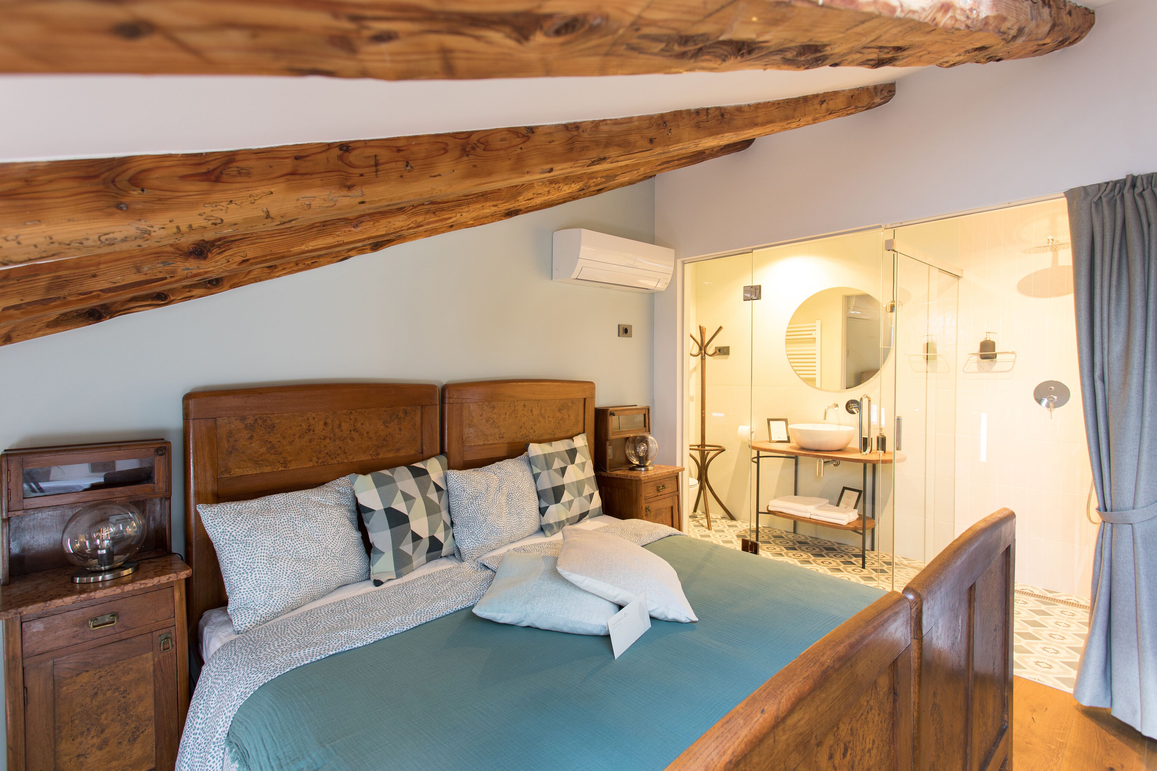 Soba Burja 204 | Minibar, in-room safe, blackout curtains, free WiFi