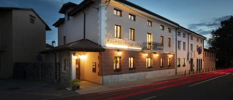 Fachada da propriedade