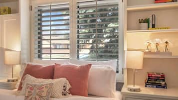 4 bedrooms, iron/ironing board, travel cot, WiFi