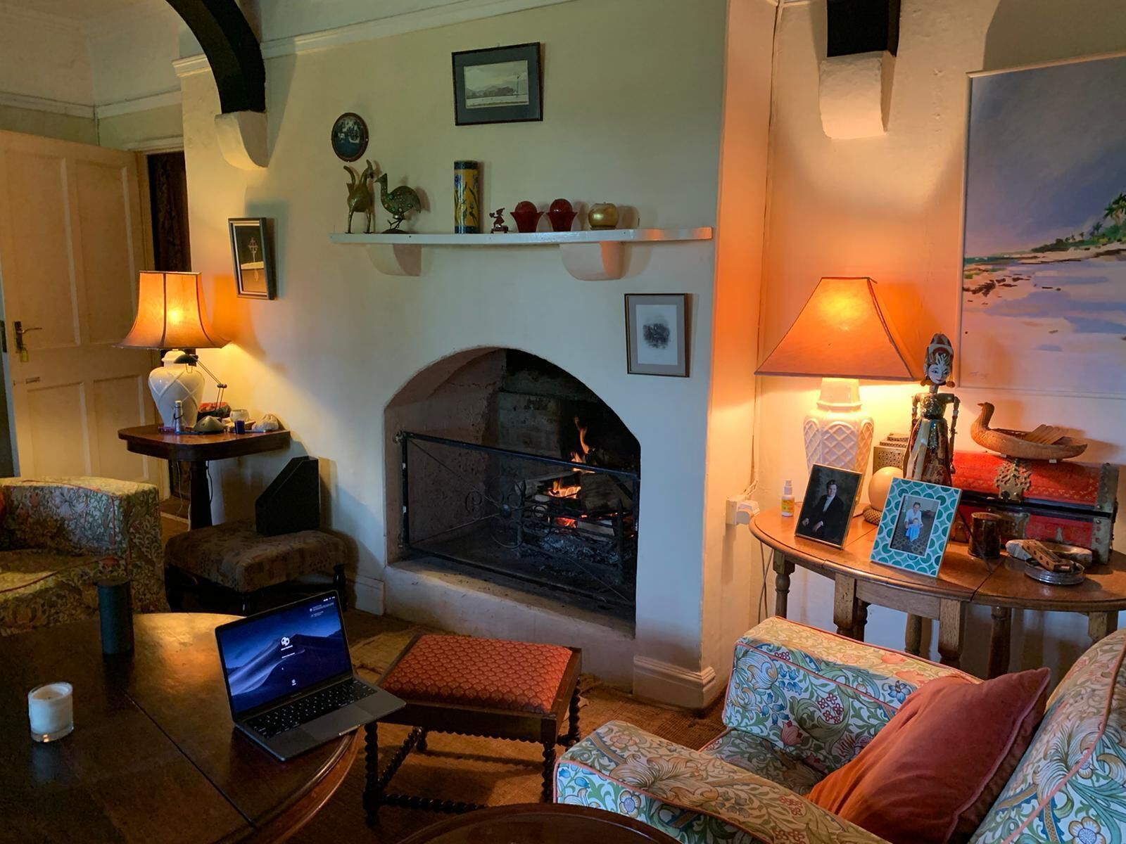 Family House, 4 Bedrooms | Living area | Flat-screen TV