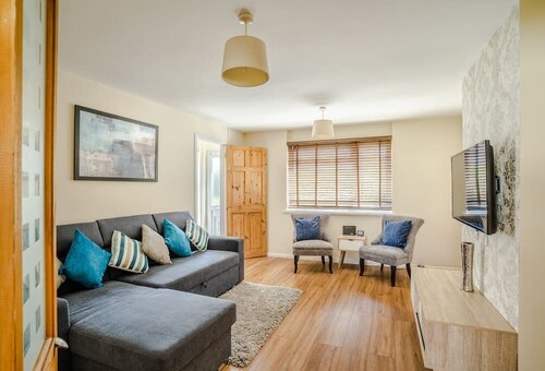 Twyn Lodge - 3 Bed House