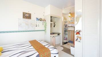 1 bedroom, iron/ironing board, WiFi, bed sheets