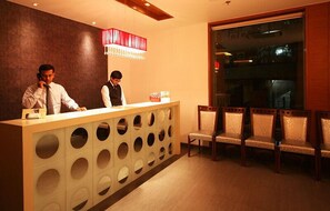Reception - Hotel Suncity Premiere (Mumbai)