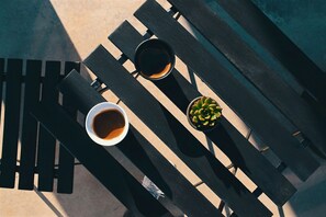 Outdoor dining - T Loft | Bright Loft Apartment (Iraklio)