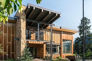 Exterior - Paul's Paradise (#791) | At Golf, Near Ski - AC/Pool/Hot Tub (Durango)