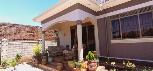 Helen's Guesthouse in Entebbe: Find Hotel Reviews, Rooms, and Prices on  Hotels.com